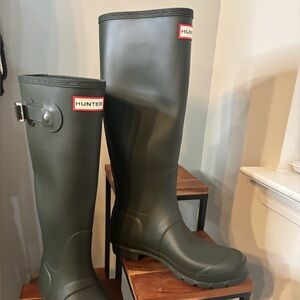 Hunter Dark Green Rain Boot